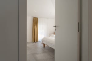 ingresso camera da letto Villa Patria B&B, camere con vista sul Lago di Lugano